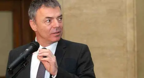 28 януари 2013 г. е обявен за неучебен ден