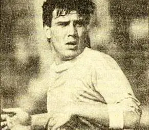 Капитанът на младежките национали със Стоичков в състава ще рита в небесния отбор на звездите Капитанът на младежките национали със Стоичков в състава ще рита в небесния отбор на звездите