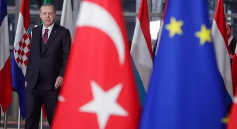 Ердоган иска затопляне с ЕС, но критикува НАТО