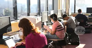 Тийнейджърите днес спят доста по-малко в сравнение с връстниците си в началото на века, сочи проучване