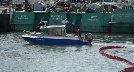 Разиграха учебен сблъсък на кораби в Дунав на мястото на реална катастрофа