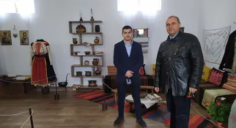 Искрен Веселинов и Траян Тотев са сред основателите и двигателите на Идейния кръг "Иван Михайлов". Снимка: Архив