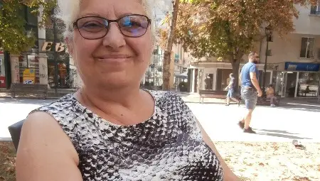 Ивона Калчева направила втора изложба на Кармелино със... захарни миниатюри