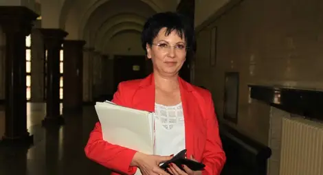 Арнаудова: До 60 дни Митьо Очите трябва да бъде екстрадиран в България Арнаудова: До 60 дни Митьо Очите трябва да бъде екстрадиран в България