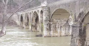 Заданието за ремонта на моста на Колю Фичето чака одобрение