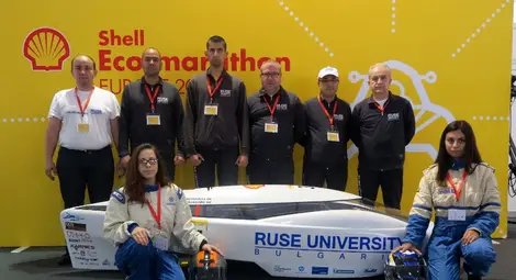 Тимът на Русенския университет, който участва в миналогодишното състезание. Снимка: Шел Тимът на Русенския университет, който участва в миналогодишното състезание. Снимка: Шел
