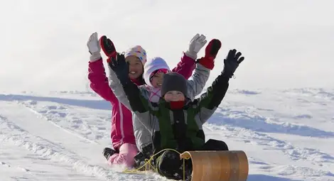 Заради грипа и срока: Повече ваканция за учениците, да се избягват събирания на закрито