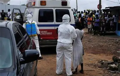 Здравни експерти: Еболата е извън контрол, заплашва целия свят
