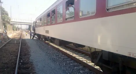 З0 души са евакуирани след пожар във влака от София за Бургас