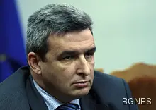 Полицаите с 8% по-високи заплати 