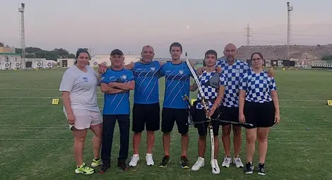 Фурор на русенската стрелба с лък на турнир в Кипър