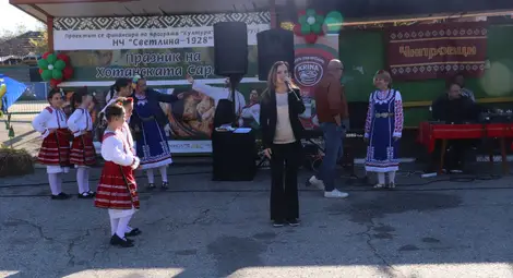 Направиха сарма над 1 кг. и сарми с джанки на първия Празник на Хотанската сарма Направиха сарма над 1 кг. и сарми с джанки на първия Празник на Хотанската сарма