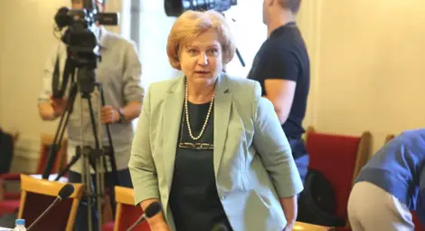 Бюджетната комисия: 9% ДДС за бебешките храни и санитарни материали