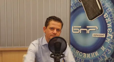 Димитър Маргаритов, председател на КЗП: Потребителите могат да се откажат от договор с мобилен оператор, ако няма клауза за незабавното му влизане в сила