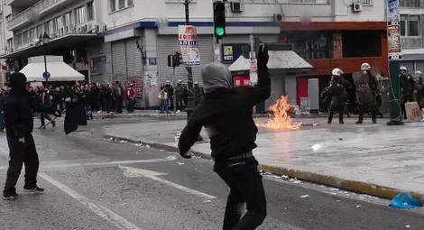 Около 40 хиляди души са участвали в демонстрацията в Атина