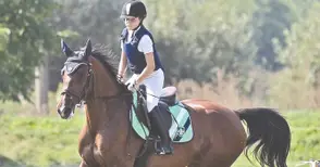 Два клуба по конен спорт канят русенци на празничния Тодоровден