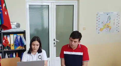 Ученици от "Възраждане"  обсъждаха с връстници от три страни как се празнува Великден в Европа /галерия/