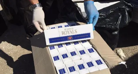 4500 кутии незаконни цигари намерени по сигнал в багажника на &bdquo;Мерцедес&ldquo;