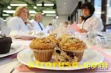 Парче шоколад на закуска помага за отслабване Парче шоколад на закуска помага за отслабване