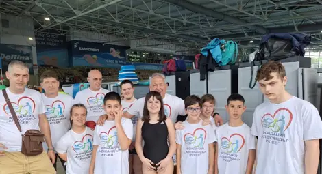 Златните рибки на Фондация &bdquo;Александър Русев&ldquo; с поредни отличия от 7-ия международен турнир по адаптирано плуване в София