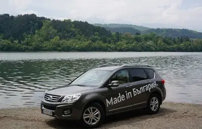 Заводът за коли на Гриша Ганчев затваря Заводът за коли на Гриша Ганчев затваря