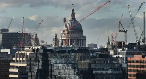 Глобалният пазар на бизнес имоти със спад над 10%