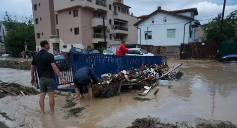 Прокуратурата се зае с "Аспарухово", от НИМХ-БАН обясниха за наводнението