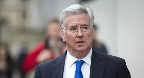 Майкъл Фалън: Руски хакери се намесват при изборите в България и Франция