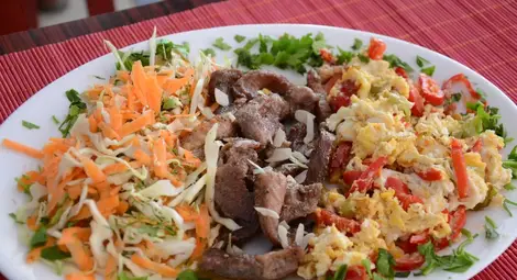 &bdquo;6 без 10 посреща с изцяло обновен стил, голяма лятна градина и музика на живо