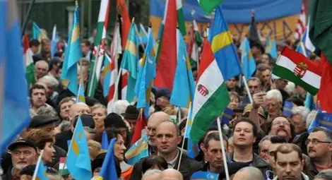 Унгарците в Румъния искат автономия