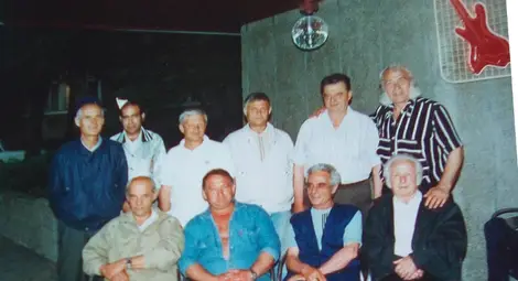 Част от основателите на клуба. Иван Лазаров е на втория ред вдясно.            Снимка: Клубен архив