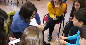 Ученици от Английската и Дойче шуле учат как да пишат за социални медии 