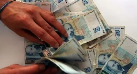 Падат лихвите по депозитите и кредитите