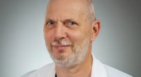 Д-р Силви Йорданов Д-р Силви Йорданов