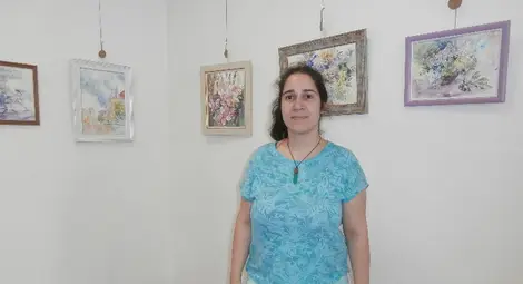 С цветни настроения зарежда изложбата на Наталия Каро