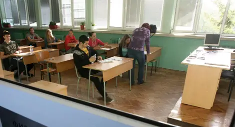 Само 2 500 избират матура по математика