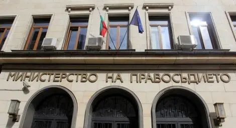 Правосъдното министерство предлага почти пълна отмяна на вота в чужбина