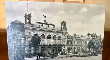 Документална изложба и фотоалбум разкриват визуалната история на Русе в периода 1920–1940 г. Документална изложба и фотоалбум разкриват визуалната история на Русе в периода 1920–1940 г.