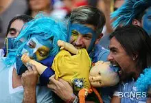 Уругвайската федерация прикрила още пет случая на ухапване на Канибала