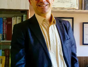 проф. Алберт Кръстанов