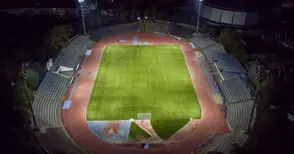 Осветлението на Градския стадион ще стои още в тъмата на „Тарктур“