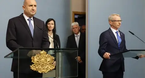 Радев: Няма пряка заплаха за националната сигурност на България