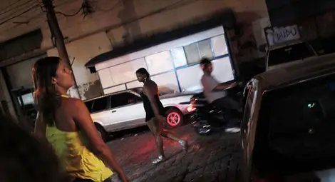 Бразилски проститутки настояват да бъдат приоритетно ваксинирани срещу COVID-19