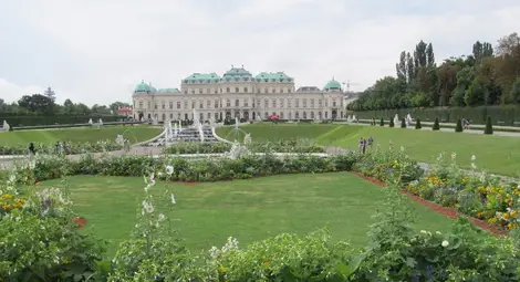 Лятна Виена - музика, туристи от цял свят, бира и наслада от живота