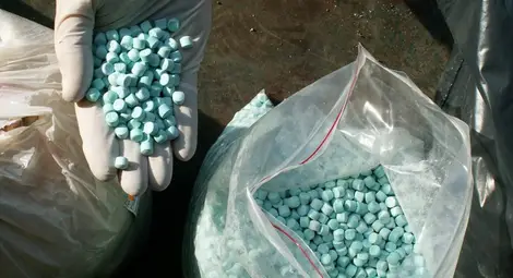 Японски професор карал студентите си да правят екстази Японски професор карал студентите си да правят екстази