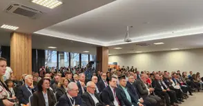 Роботизираната хирургия и ролята на изкуствения интелект във фокуса на дискусиите в петото издание на Пролетни хирургични дни в Русе