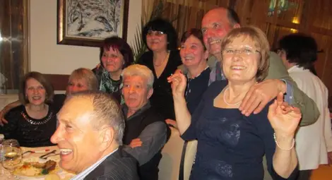 Русе домакинства на поредната среща на випуск 77 на ИПУ "Дочо Михайлов" Русе домакинства на поредната среща на випуск 77 на ИПУ "Дочо Михайлов"