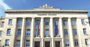 2012: Фалити, неплатени заплати и никакви сигнали за корупция