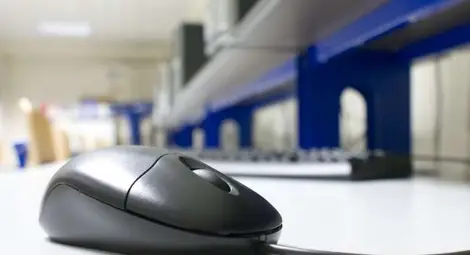 Отиде си бащата на компютърната мишка