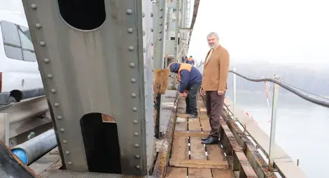 Рекорден трафик на границата ни с Румъния през Дунав мост при Русе: от началото на годината през съоръжението само в едната посока  са преминали над 1.5 милиона автомобила